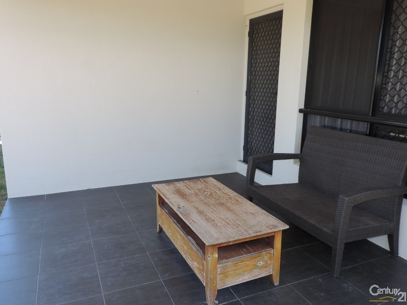 64 IZARO CIRCUIT, Burdell QLD 4818