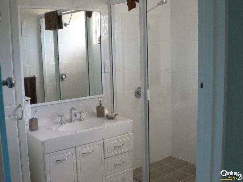 19 LINDEMAN ANENUE, Cranbrook QLD 4814