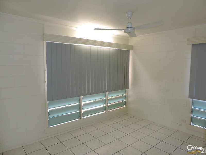 1/12 DYER STREET, Pallarenda QLD 4810