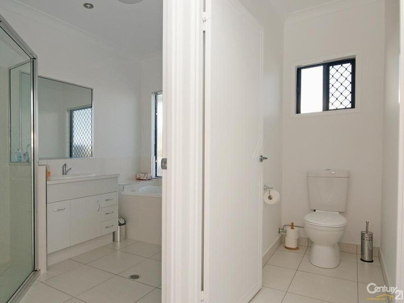 30 LADY MUSGRAVE CCT, Burdell QLD 4818