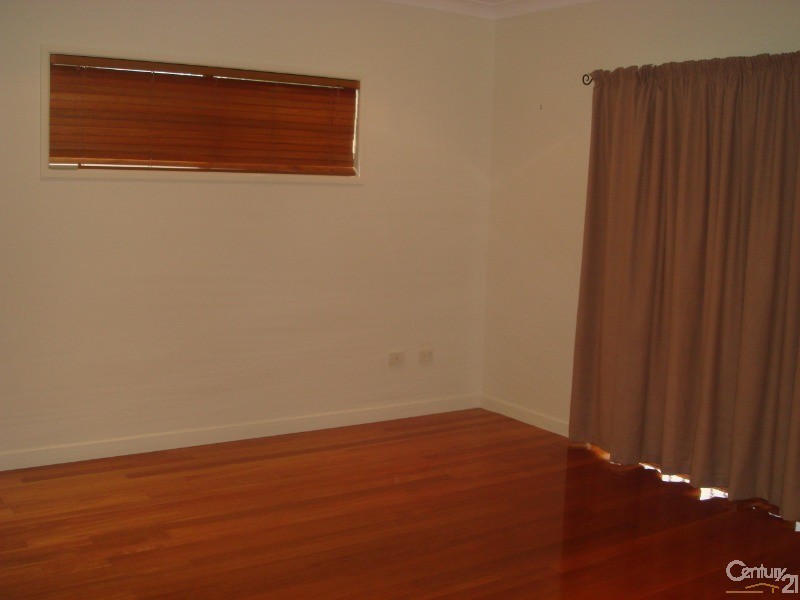 2/80 COOK STREET, North Ward QLD 4810