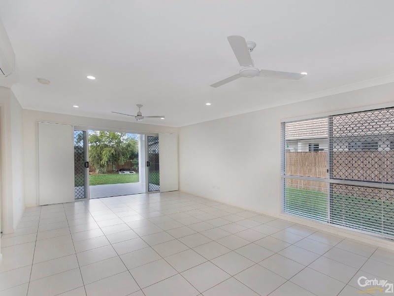 79 LADY MUSGRAVE CCT, Burdell QLD 4818