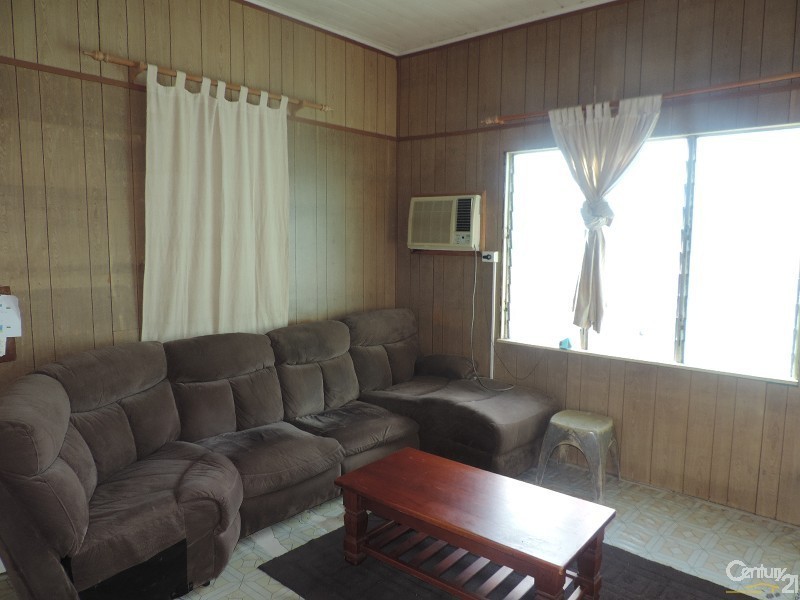 30 WAGNER STREET, Oonoonba QLD 4811