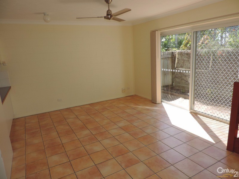 2/67 ROSE STREET, North Ward QLD 4810