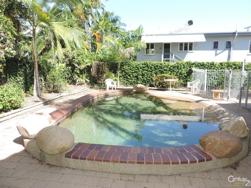 2/67 ROSE STREET, North Ward QLD 4810