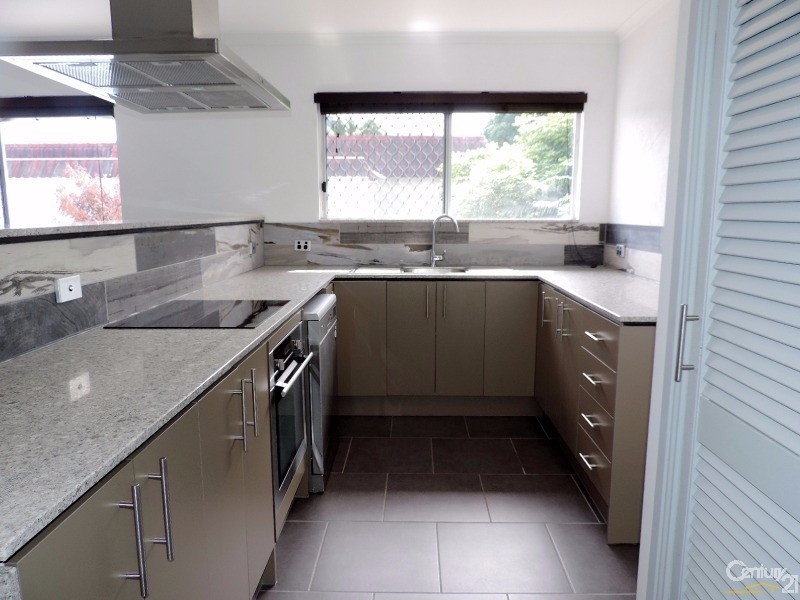 9/105 FRANCIS STREET, West End QLD 4810