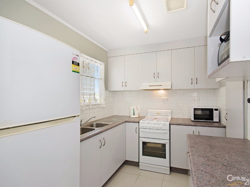 4 BANCROFT STREET, Mount Louisa QLD 4814