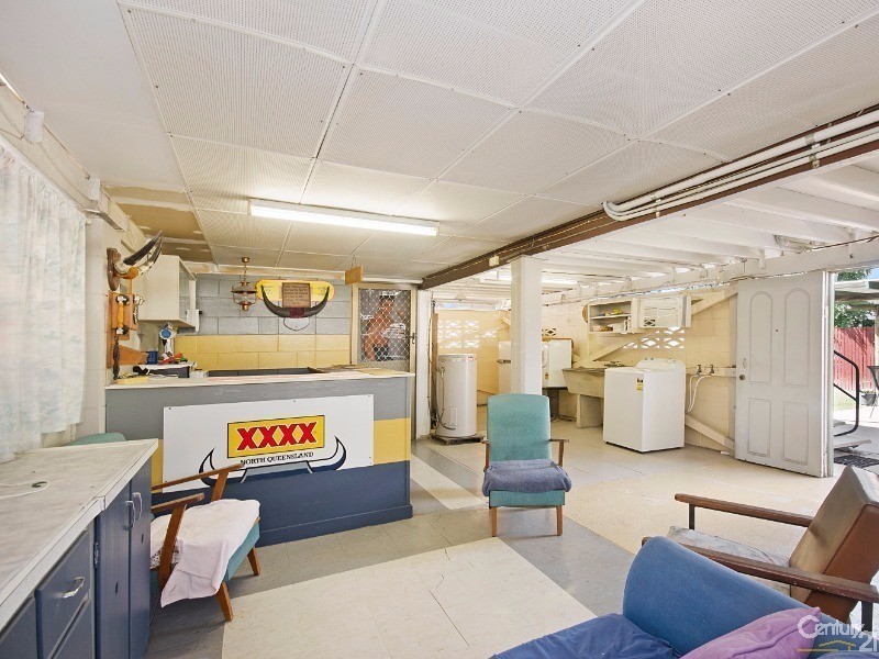 4 BANCROFT STREET, Mount Louisa QLD 4814