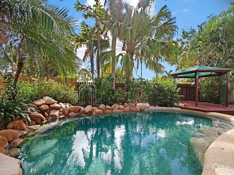 7 RAFFLES COURT, Kelso QLD 4815