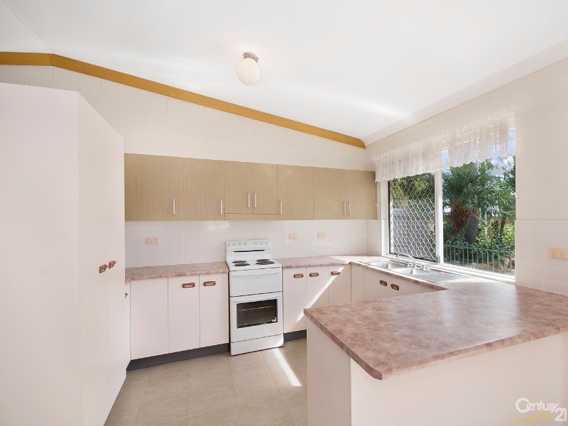 7 RAFFLES COURT, Kelso QLD 4815