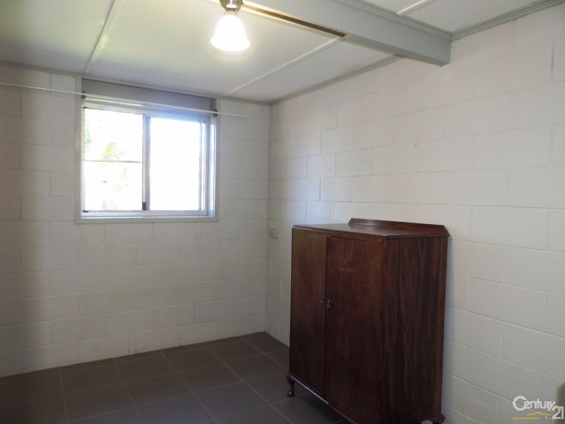 11 CARINA COURT, Mount Louisa QLD 4814