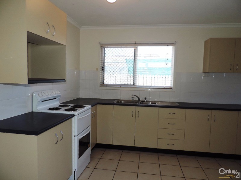 12 SAN VITO CRESCENT, Rasmussen QLD 4815