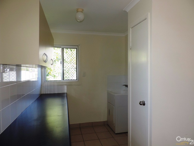 12 SAN VITO CRESCENT, Rasmussen QLD 4815