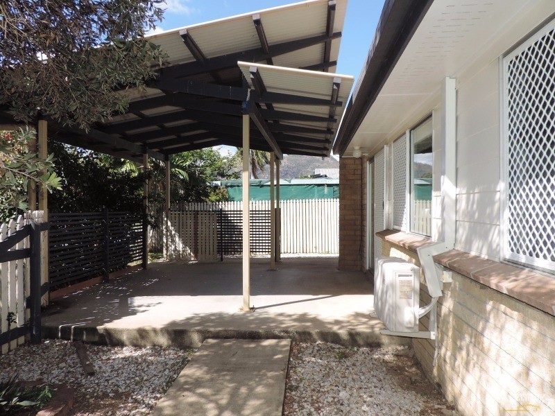 12 SAN VITO CRESCENT, Rasmussen QLD 4815