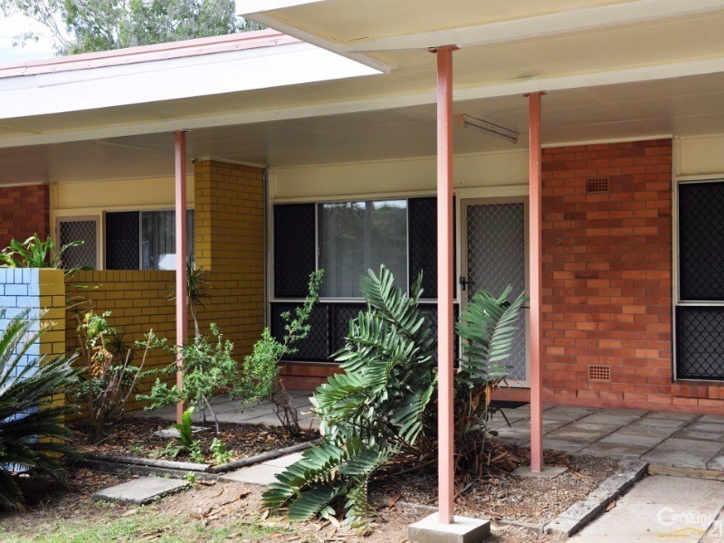 2/12 DYER STREET, Pallarenda QLD 4810