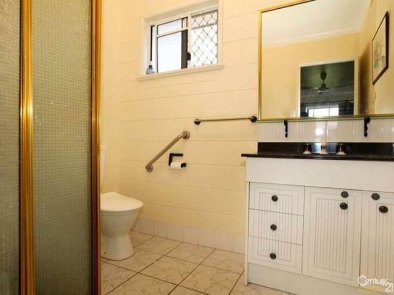 103 MILES AVENUE, Kelso QLD 4815