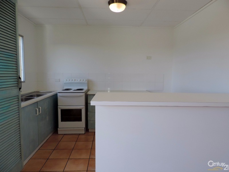 11/1 BURKE STREET, North Ward QLD 4810