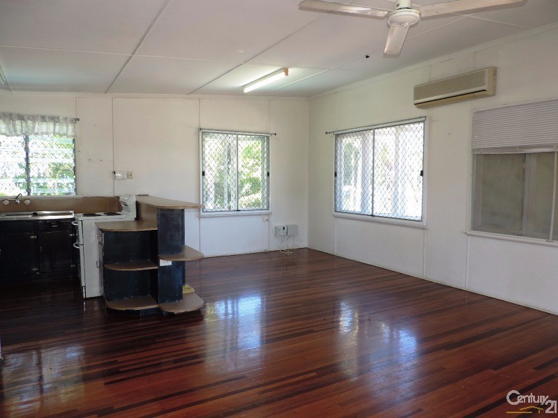 50 HOOPER STREET, Belgian Gardens QLD 4810