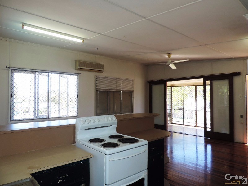 50 HOOPER STREET, Belgian Gardens QLD 4810