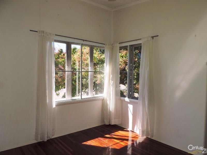 50 HOOPER STREET, Belgian Gardens QLD 4810