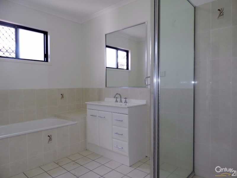 15 TINGALPA WAY, Bohle Plains QLD 4817