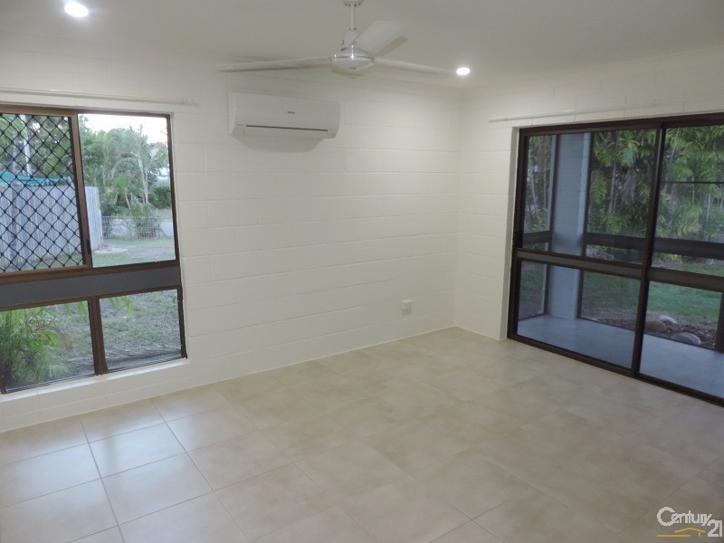 4 YARAI COURT, Mount Louisa QLD 4814