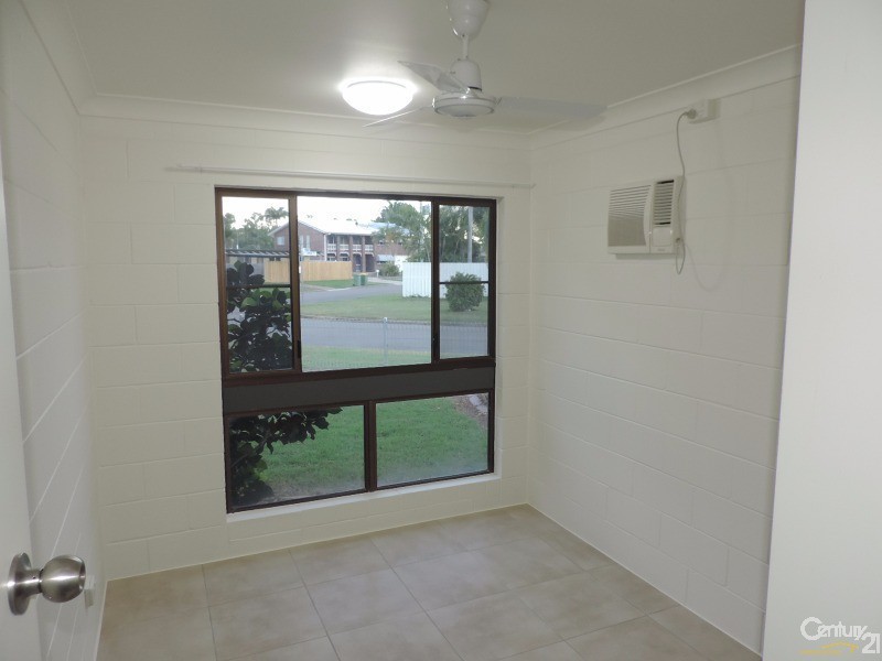 4 YARAI COURT, Mount Louisa QLD 4814