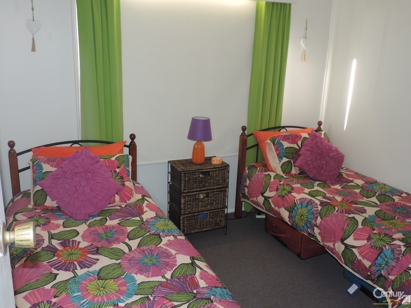 364 CHARLES STREET, Kirwan QLD 4817