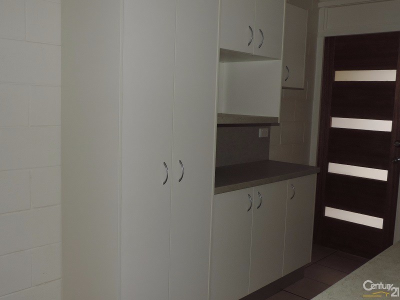 1/23 SALLOWS STREET, Pallarenda QLD 4810