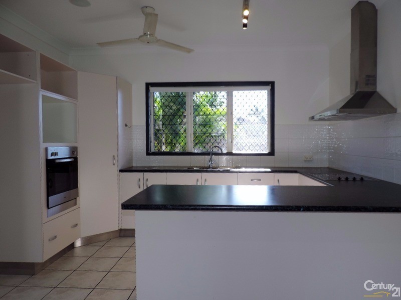 42 EUREKA CRESCENT, Kirwan QLD 4817