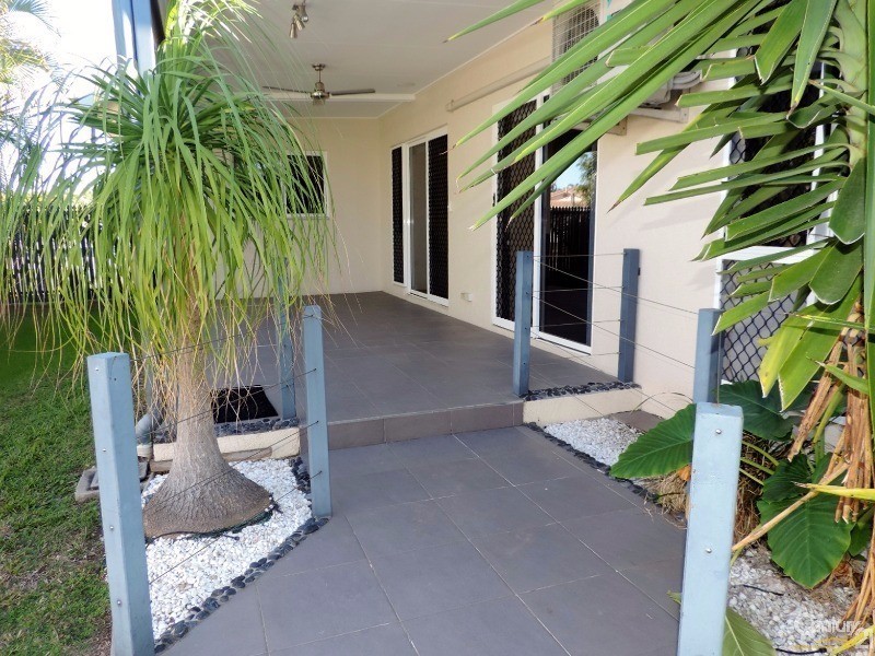 42 EUREKA CRESCENT, Kirwan QLD 4817