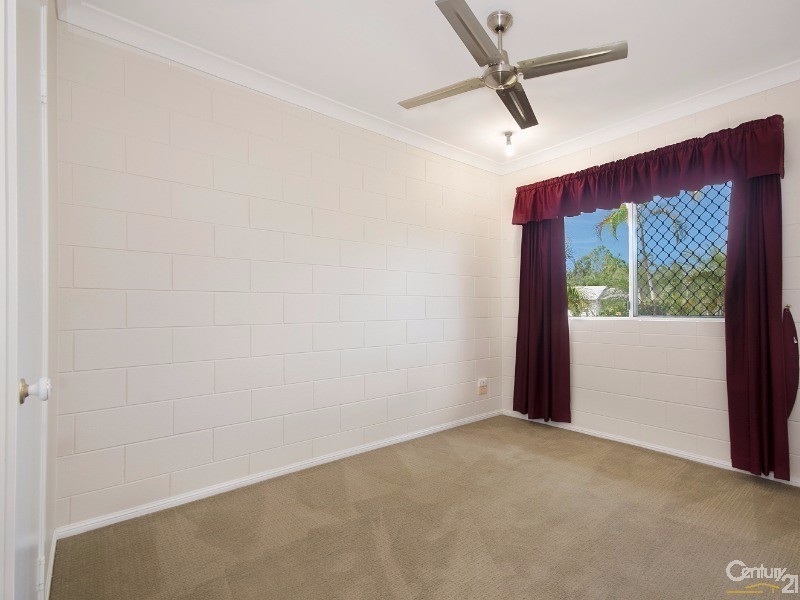 7 RAFFLES COURT, Kelso QLD 4815