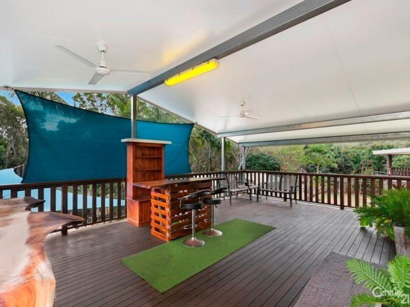 17 WACKETT STREET, Pallarenda QLD 4810