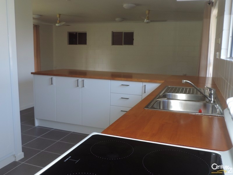 10 MELALEUCA STREET, Annandale QLD 4814