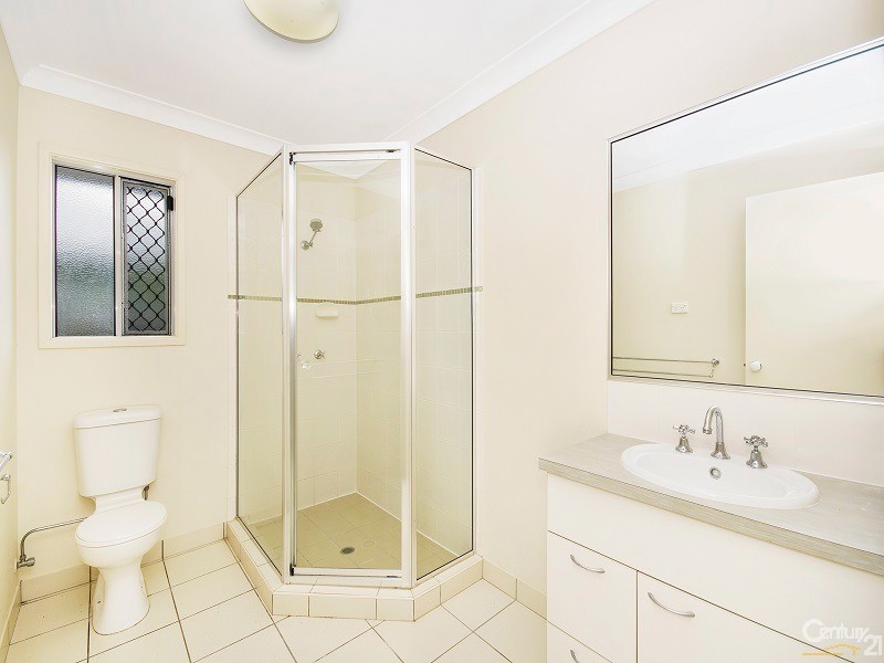 10 GILLINGHAM COURT, Kirwan QLD 4817