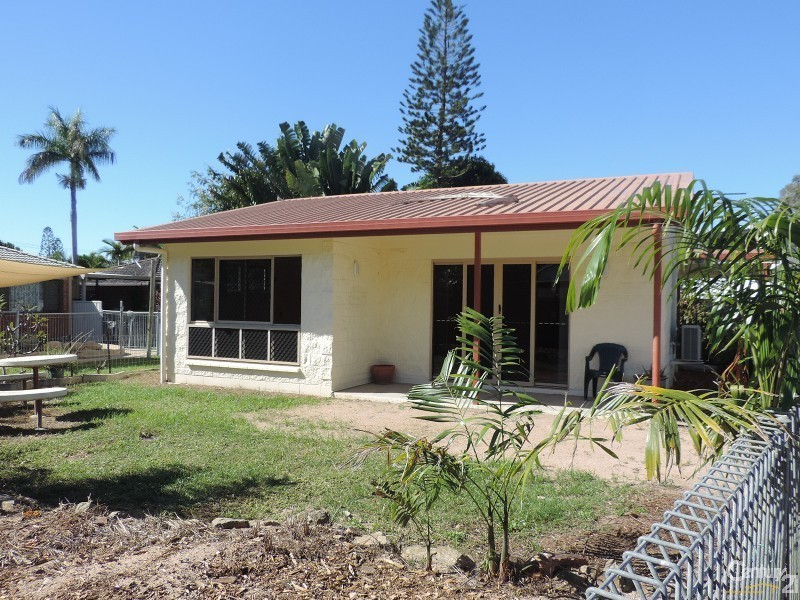 4 YARAI COURT, Mount Louisa QLD 4814