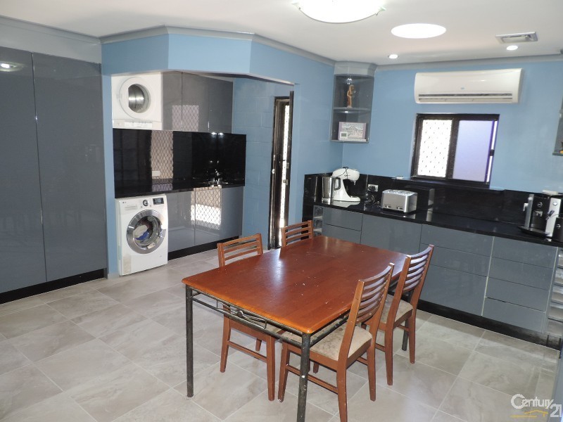 32 YUT FAY AVENUE, Kelso QLD 4815