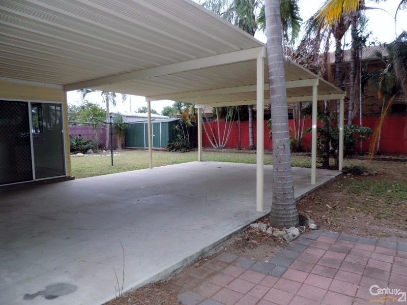 1 ETHEL STREET, Hyde Park QLD 4812