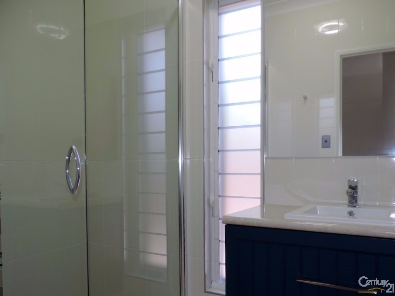 11 GREATER ASCOT AVENUE, Shaw QLD 4818