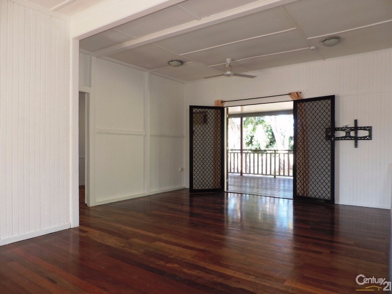 49 ROSE STREET, North Ward QLD 4810