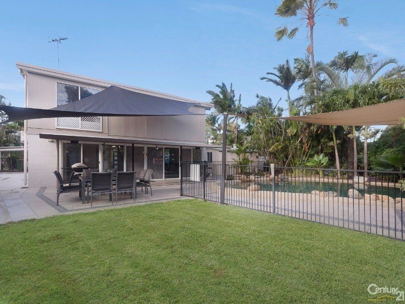 6 BUCKBY STREET, Pallarenda QLD 4810