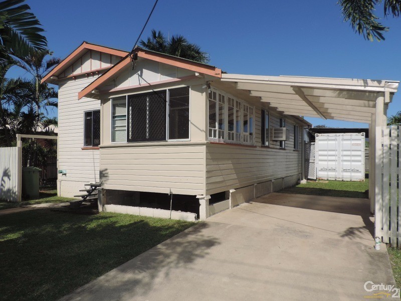 2 VIVIAN STREET, Pimlico QLD 4812