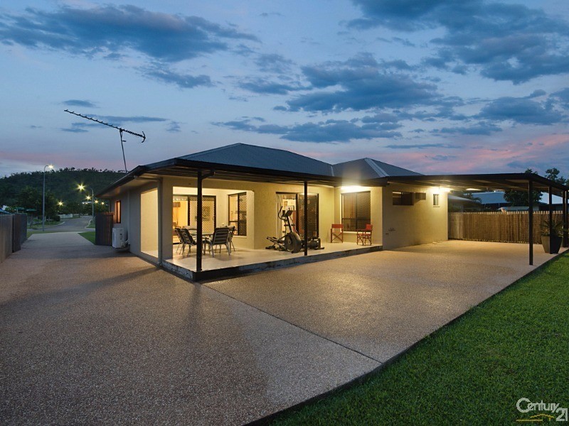 9 SANTIAGO COURT, Mount Louisa QLD 4814