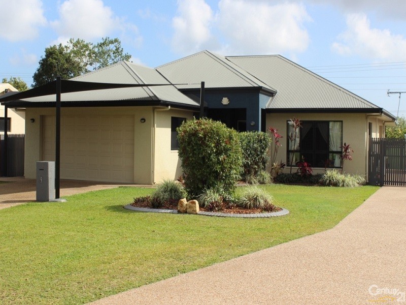 9 SANTIAGO COURT, Mount Louisa QLD 4814