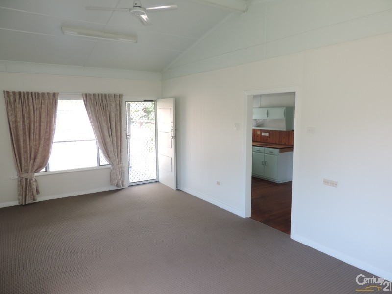 51 LOWTH STREET, Rosslea QLD 4812