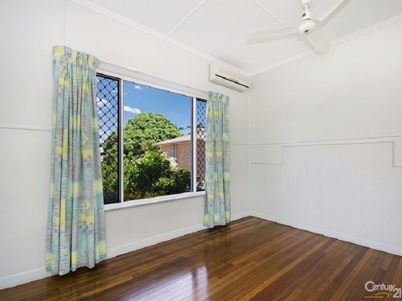 51 LOWTH STREET, Rosslea QLD 4812