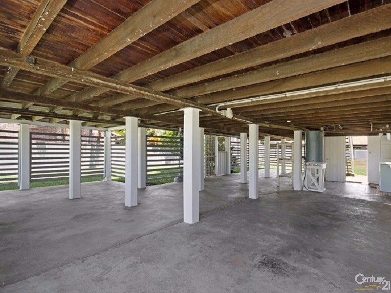 51 LOWTH STREET, Rosslea QLD 4812