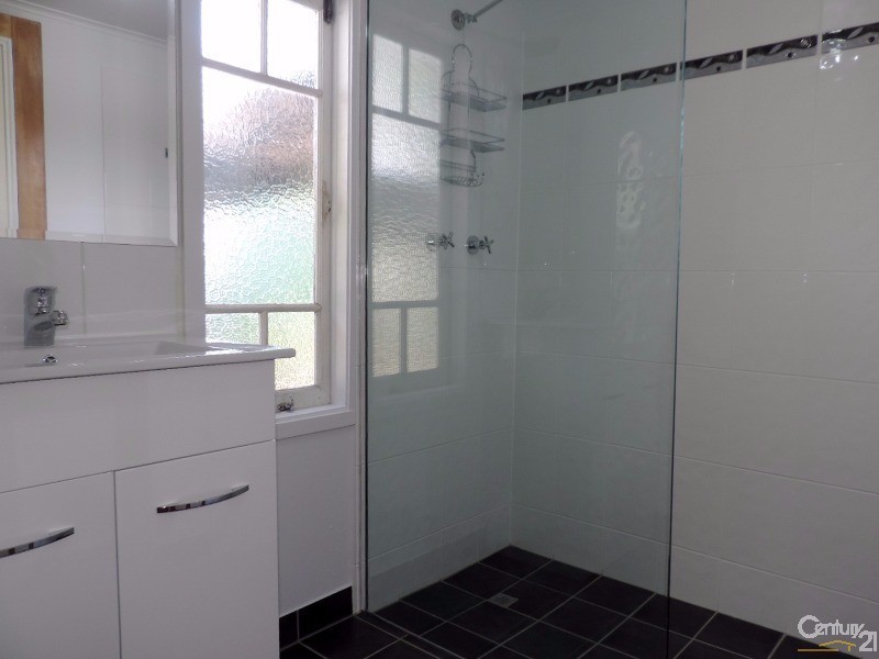 1/12 MABIN STREET, Mundingburra QLD 4812