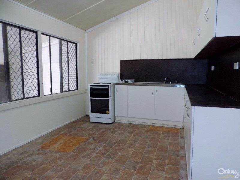 1/12 MABIN STREET, Mundingburra QLD 4812