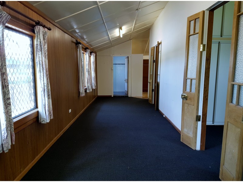 1/12 MABIN STREET, Mundingburra QLD 4812